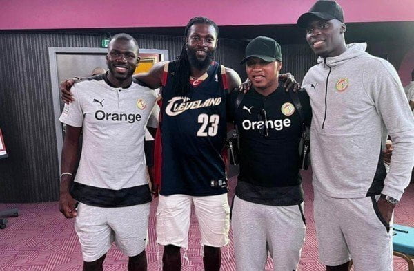 Emmanuel Adebayor chez les Lions du Sénégal